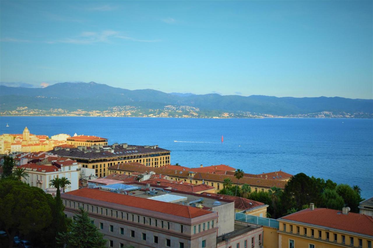 Grand T2 Standing Ajaccio Proche Centre Et Plages Vue Panoramique Parking Prive Exteriör bild